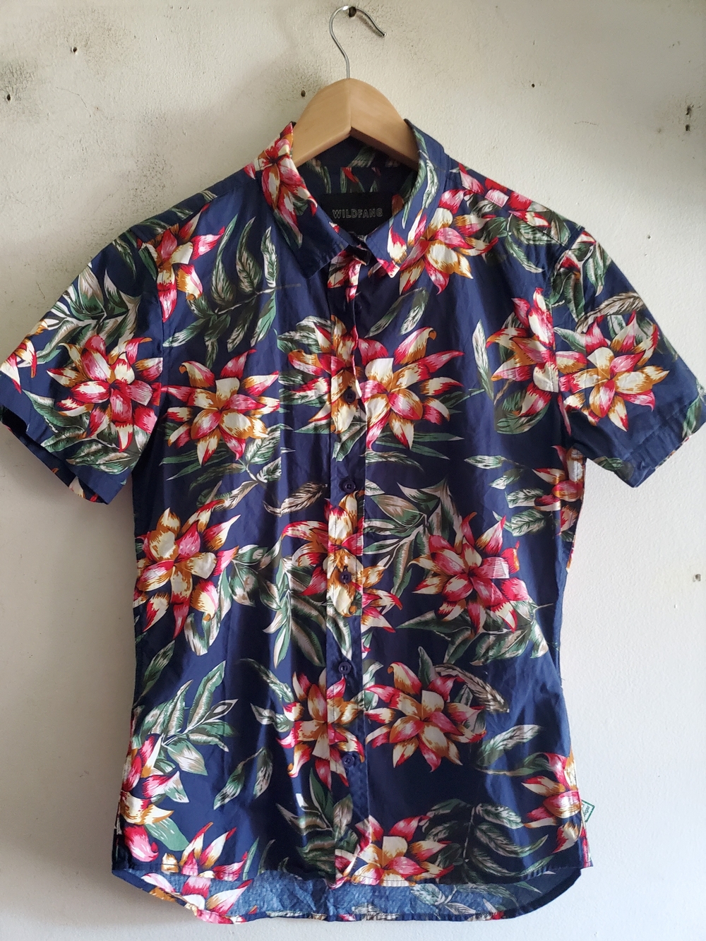 wildfang Navy Floral Short-Sleeve Button-Up Shirt Size Small